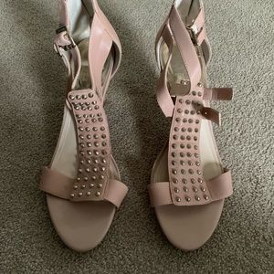Women’s heels size 8 1/2